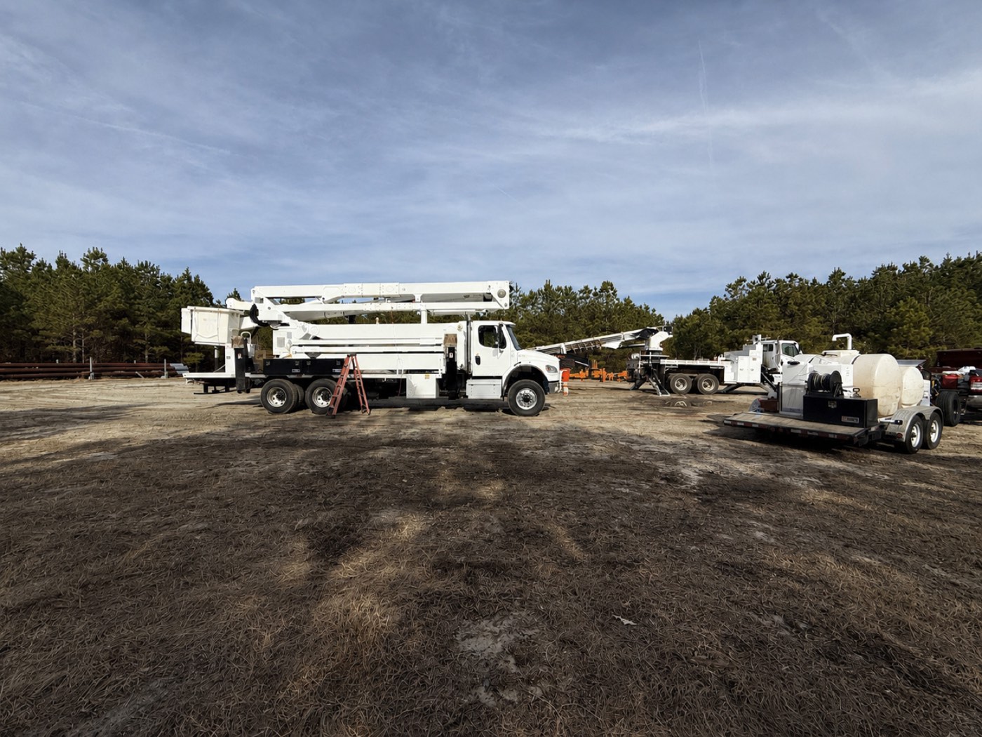 Freightliner #5026 — mid-wash