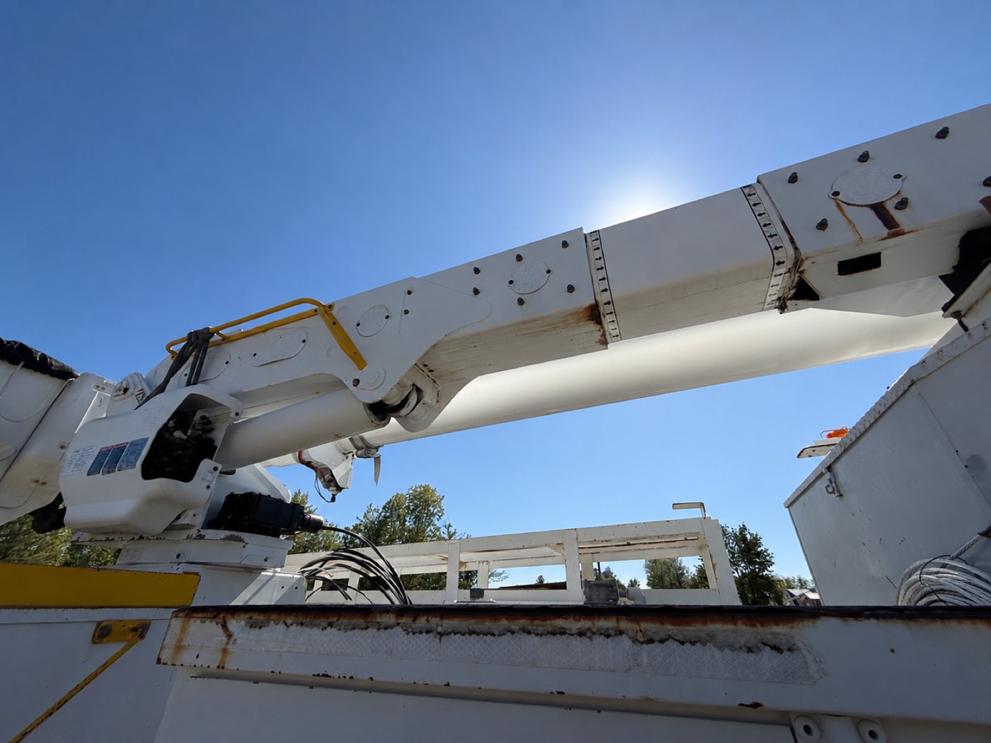 Altec boom underside — rust and grime